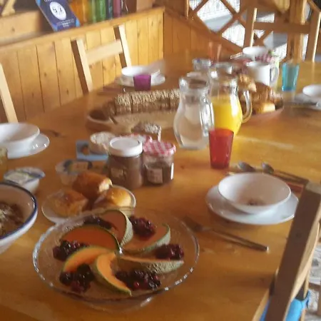 La Portette D'hotes Bed & Breakfast 3*
