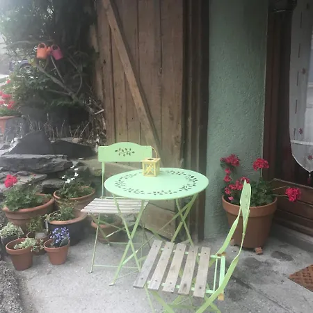 住宿加早餐酒店 La Portette D'hotes 拜兰特里
